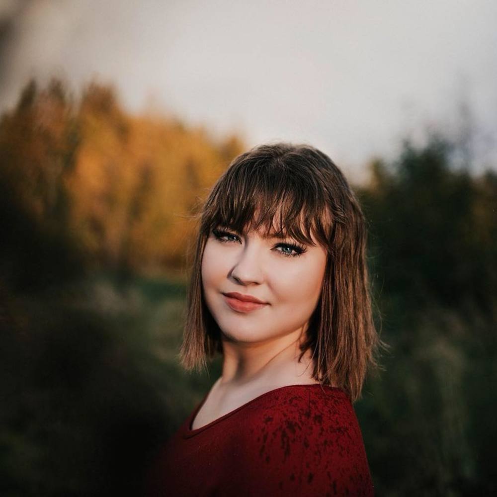 Meet your Posher, Bekahrae